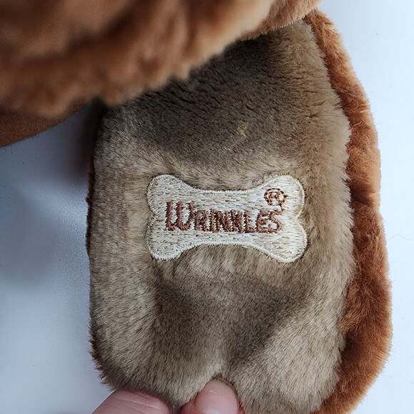 Ganz Bros Wrinkles Brown Dog Hand Puppet 17” Overalls Bone Tag Vintage 1981 - Picture 8 of 11